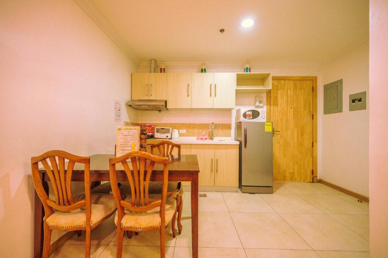 Cedar Peak Condominium By Tripsters Hub Baguio City Luaran gambar